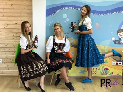 Наем на хостеси и специални костюми